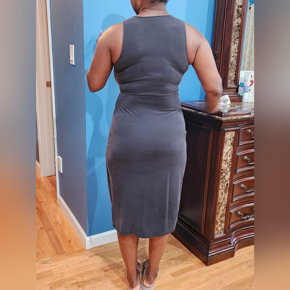 Dress - Picture 3 of 7